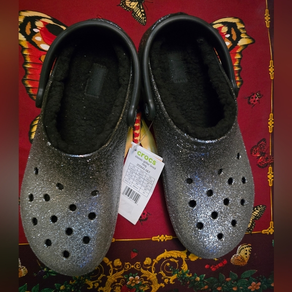 Crocs Classic Ombre Glitter Clogs in Silver and Black W10/M8 - Picture 3 of 4